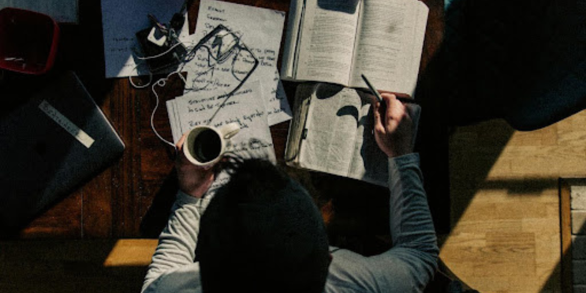 How To Get Into University Without GCSE Maths Or English (Mature Students Guide)